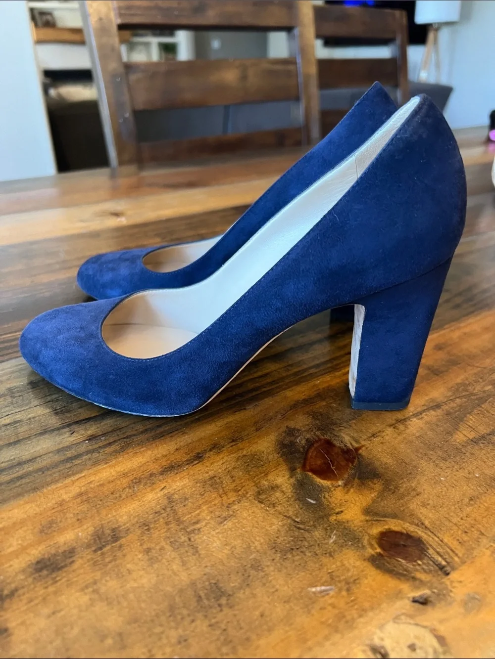 Jimmy Choo Navy Suede Classic Pump